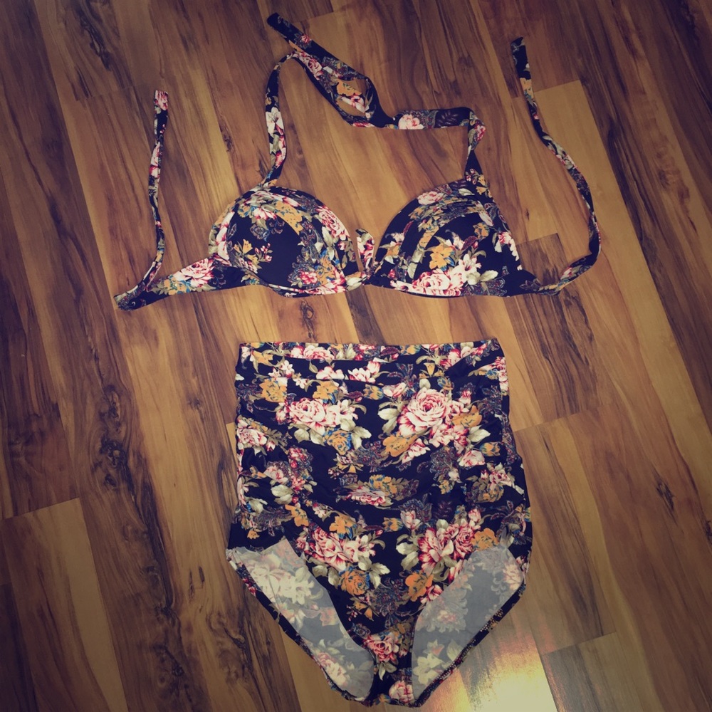 High waisted bikini- Like New!!